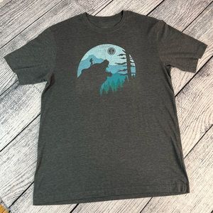 Life Is Good Dark Grey Hiking Bear Cliff Graphic Tee